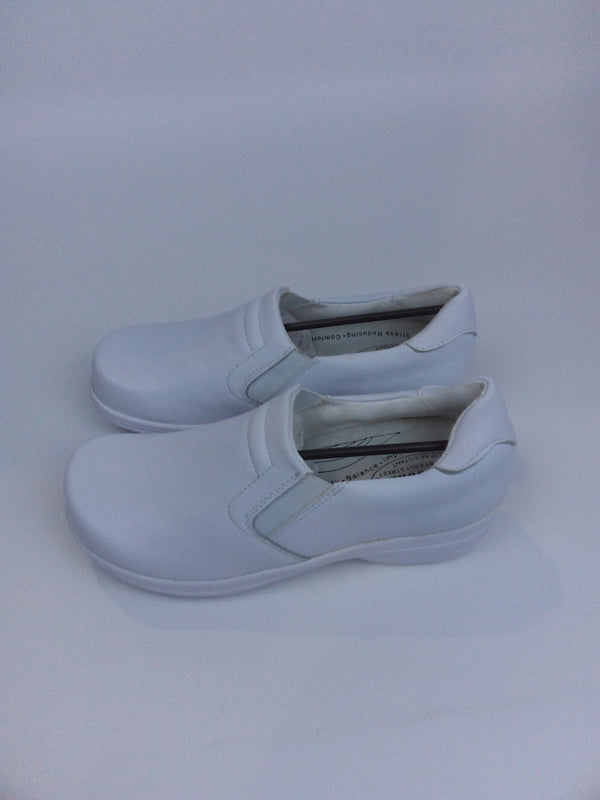 EASY WORKS WOMENS BIND HEALTH CARE PROFESSIONAL SHOE WHITE SIZE 10