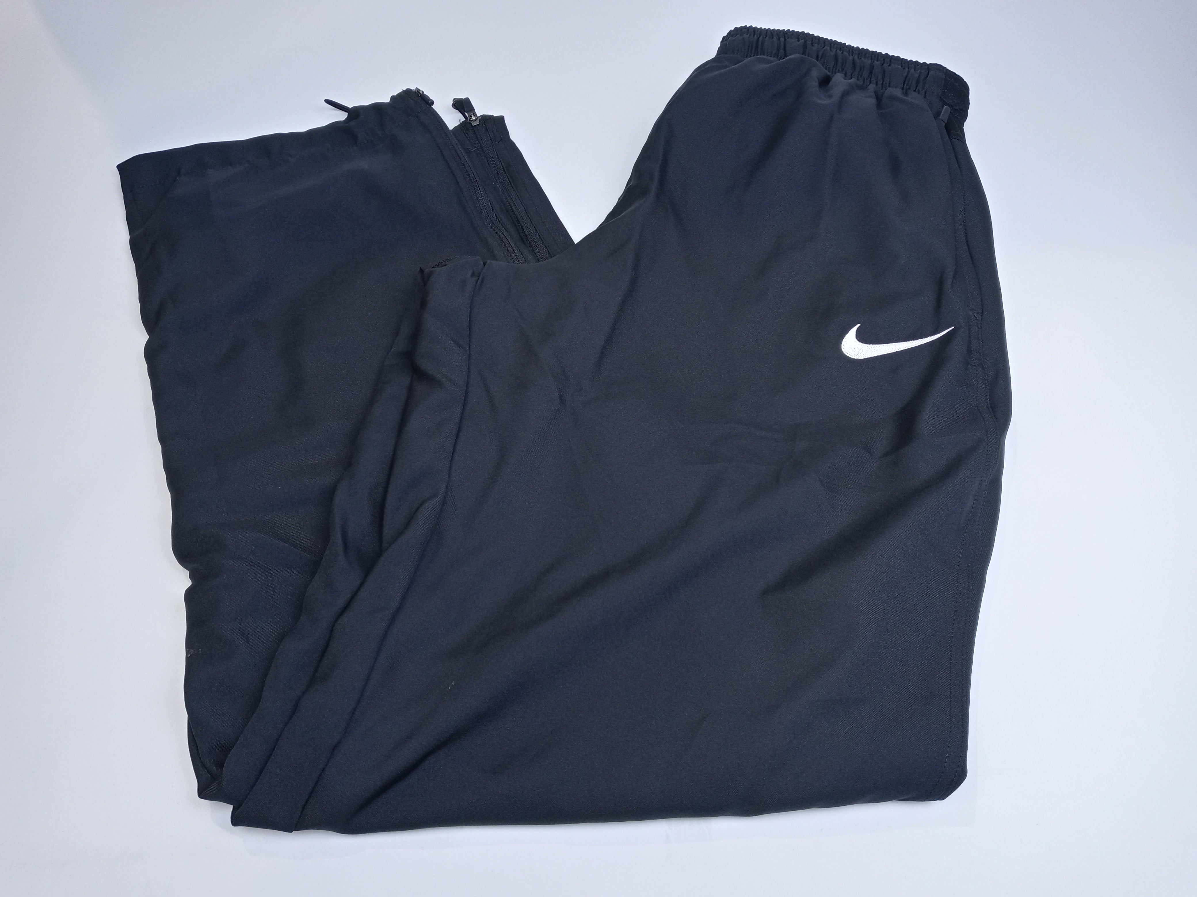 Nike Men s Dry Fleece Training Pants Black White Medium