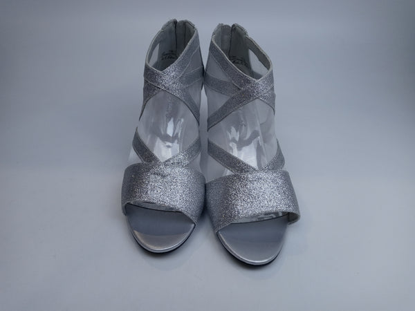 Easy Street Women Dazzle Pump Silver Glitter 11 Wide Pair of Shoes