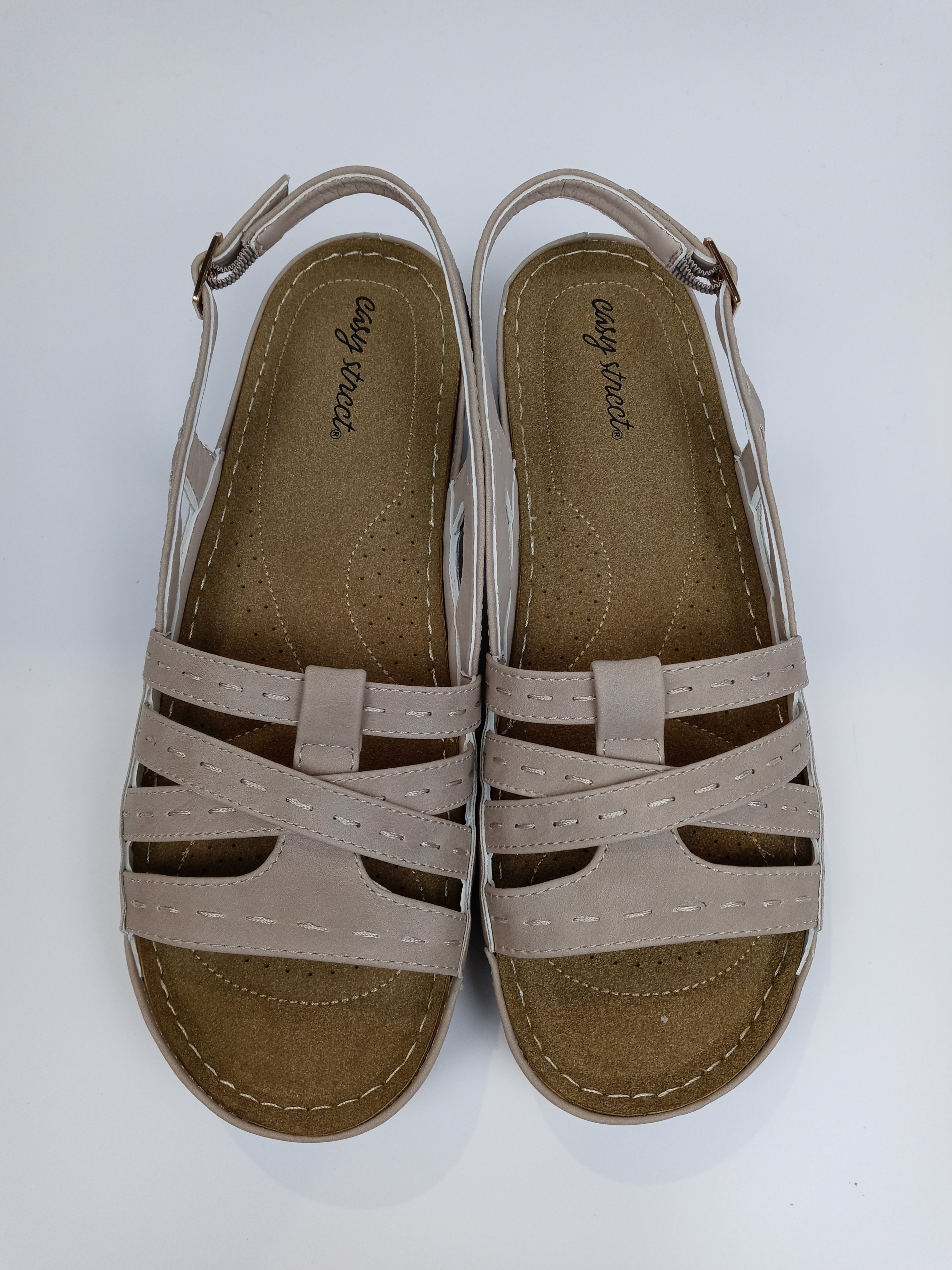 Women's Easy Street Kehlani Sandals in Natural Size 9