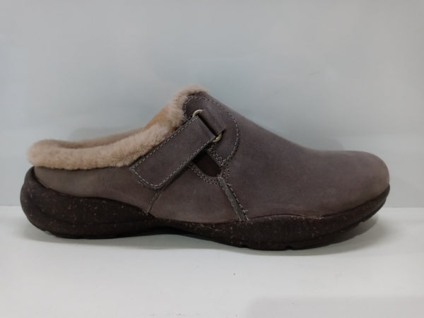 Clarks Women Size 7 Dark Taupe Leather Roseville Clog Pair Of Shoes