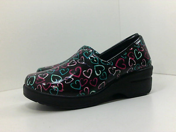 Easy Works by Easy Street womens Laurie Clog, Black Multi Hearts Patent, 6.5 Wide US Size 6.5