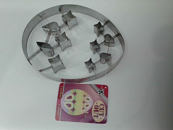 Cut Out Cookie Cutter Color Silver Size 7.5'' X 6'' X 1'' 3 Pack Case