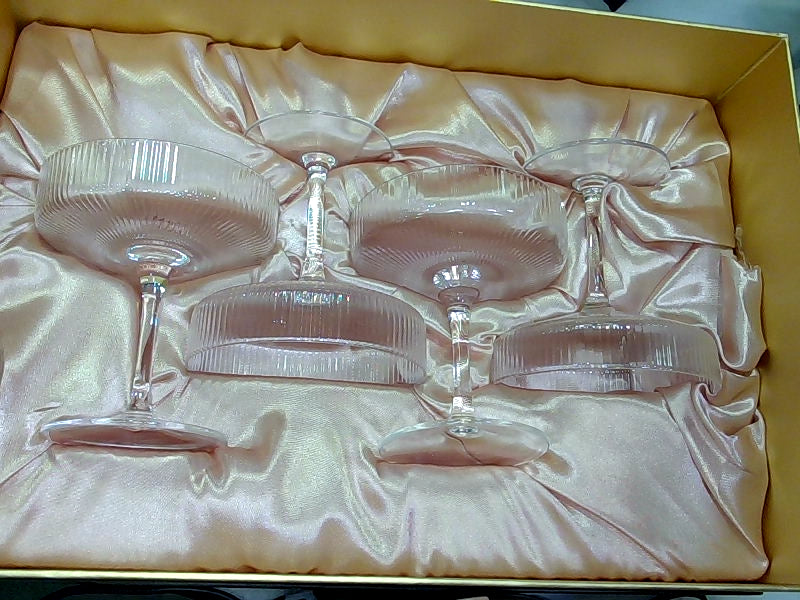 Elegant Clear Crystal Champagne Coupe Set of 4 Glasses