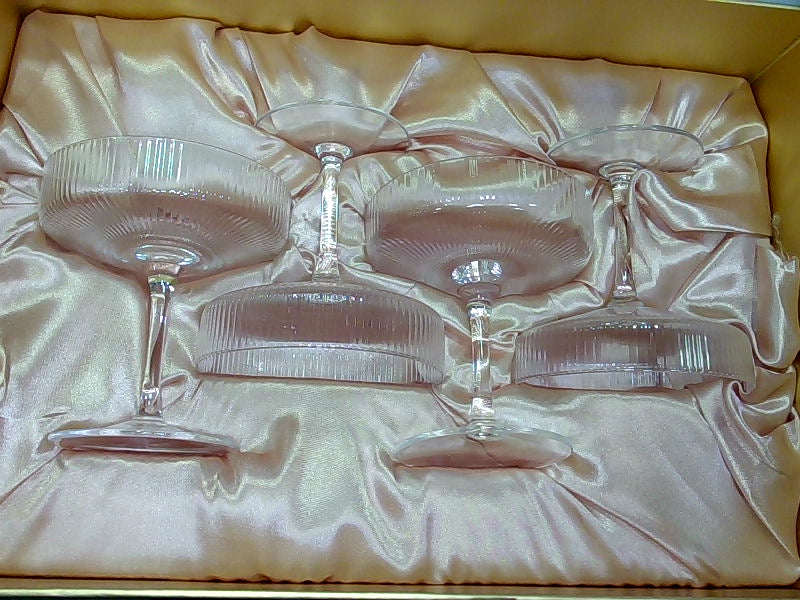 Elegant Clear Crystal Champagne Coupe Set of 4 Glasses