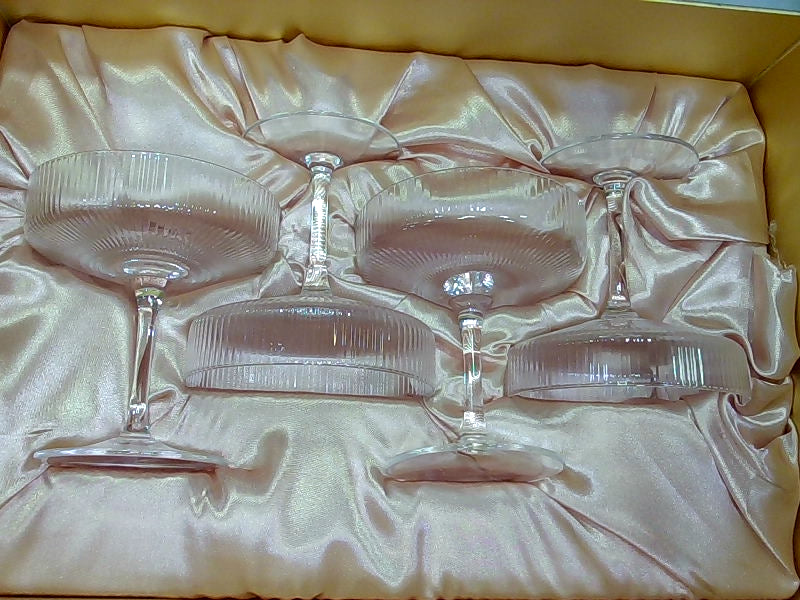 Elegant Clear Crystal Champagne Coupe Set of 4 Glasses