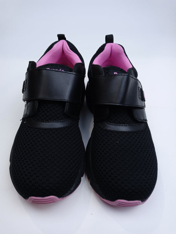 Propet Women's Stability X Strap Sneaker Black Size 7.5 Narrow Pair of Shoes
