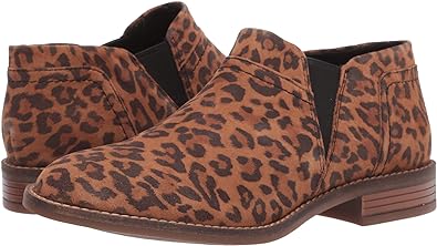Clarks Women's Camzin Mix Fashion Boot Dark Tan Leopard Size 7 Pair Of Shoes