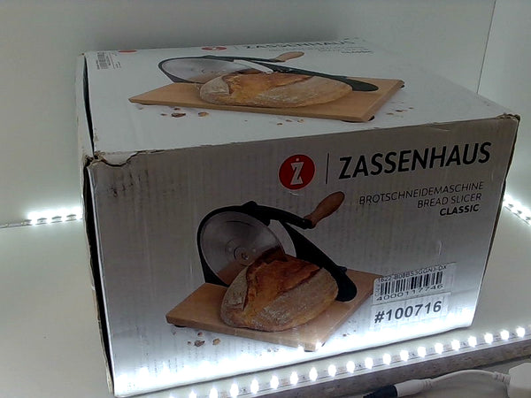 Zassenhaus Classic Bread Slicer for Easy Home Use