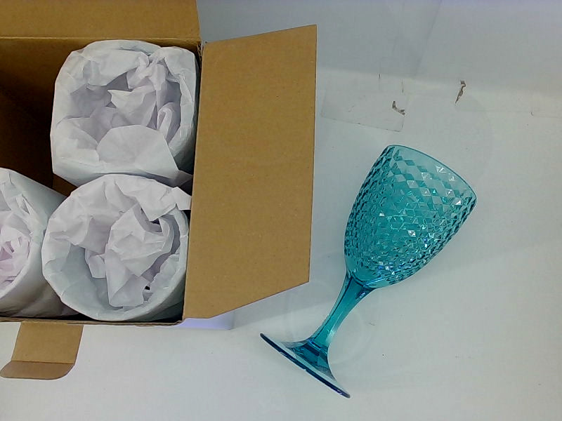 Elegant Blue Diamond Pattern Wine Glass Set of 4