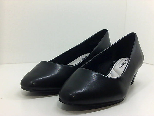 Easy Street Womens 30-2891 Closed Toe Heels Color Black Size 6 Pair of Shoes