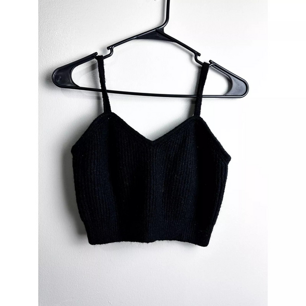 Active USA V Neck Cropped Sweater Tank Top Womens Black Medium