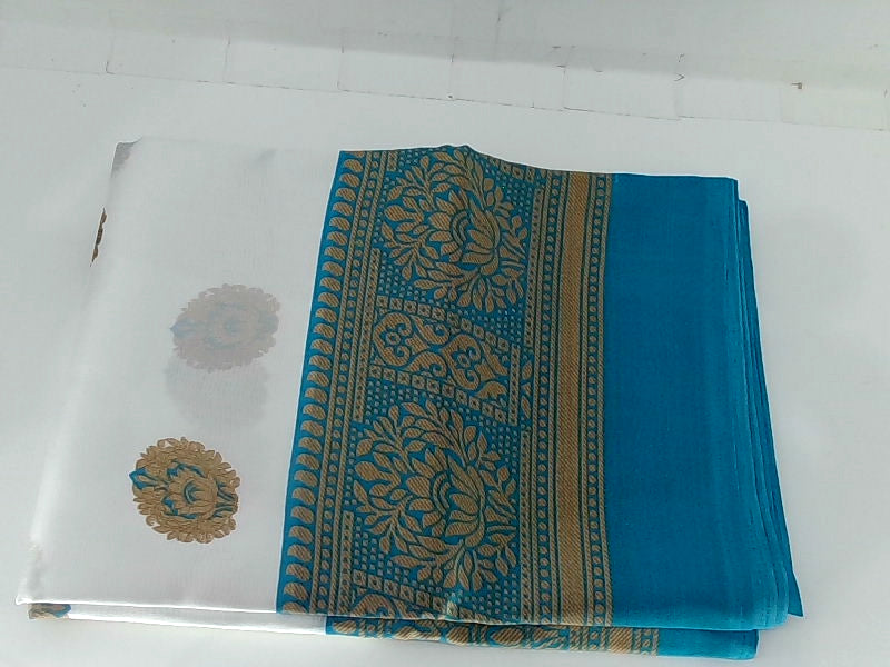 Elegant Craftstribe Silk Saree with Gold Patterns