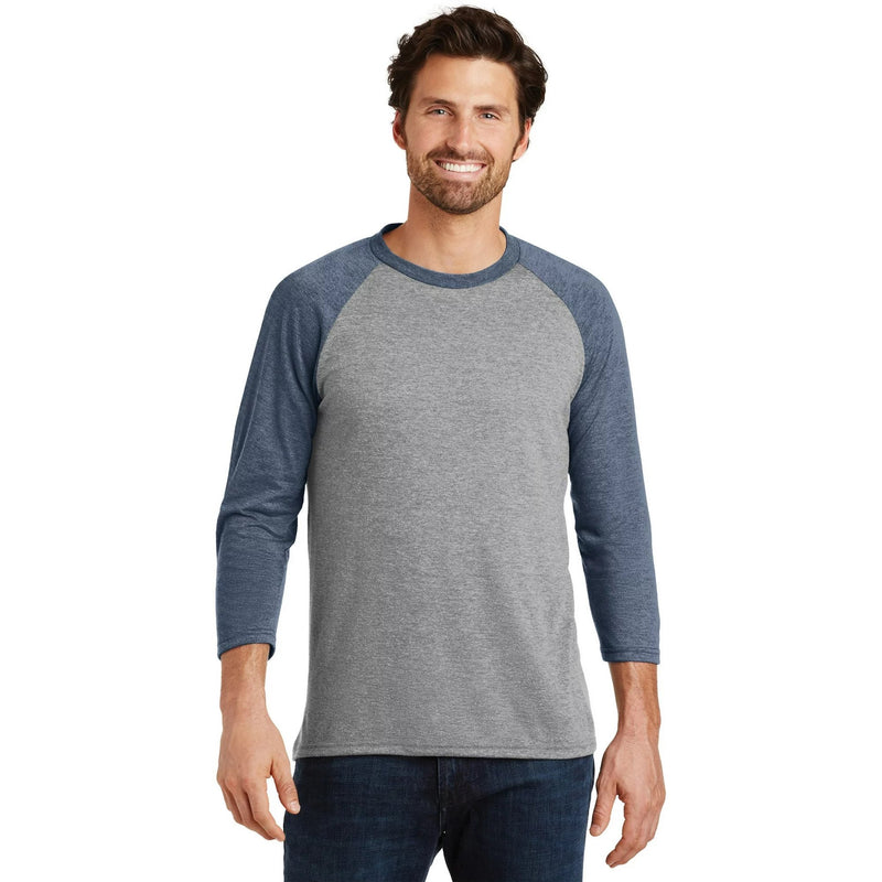 District Made Men's Perfect Tri 3/4 Sleeve Raglan X-Large Navy Frost Grey Frost T-Shirt