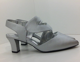 Easy Street Women 31-5479 Open Toe None Heels Silver Size 9.5 Wide Pair of Shoes