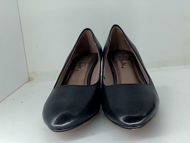 LifeStride Women's Black Closed Toe Heels, Size 7.5