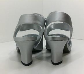 Easy Street Women 31-5479 Open Toe None Heels Silver Size 9.5 Wide Pair of Shoes