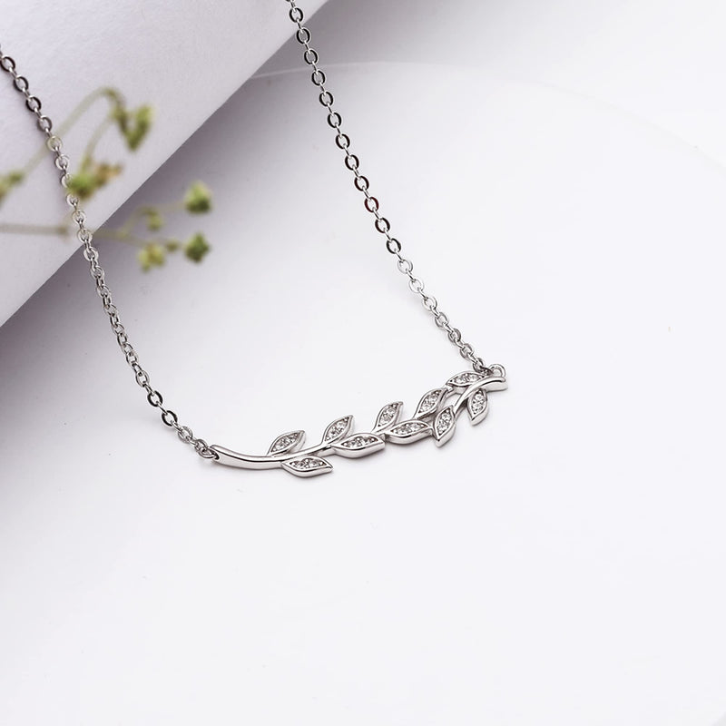 GIVA Hypoallergenic 925 Sterling Silver Leaf Necklace AAA+ Quality Zirconia Stone