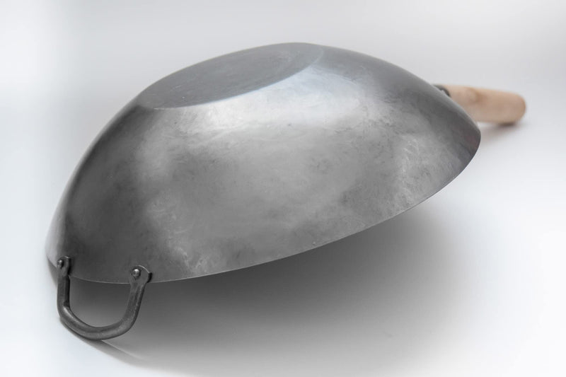 Hand Hammered Carbon Steel Wok with Wooden Handle 12 Inch