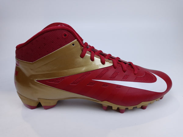 Nike Men Soccer Sport Cleats Size 11.5 Red Pair Of Shoes