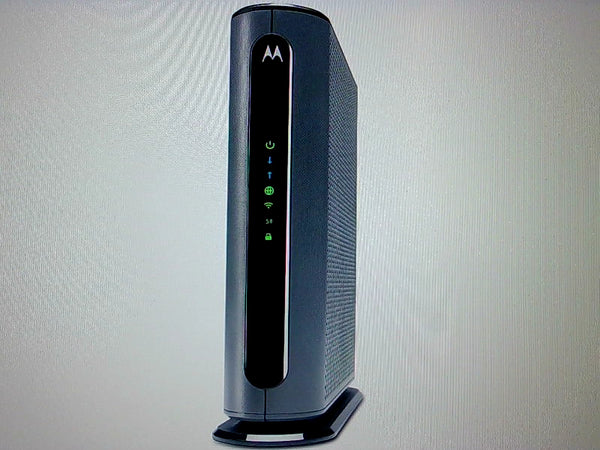 Motorola MG7700 AC1900 Cable Modem Wi-Fi Router Combo