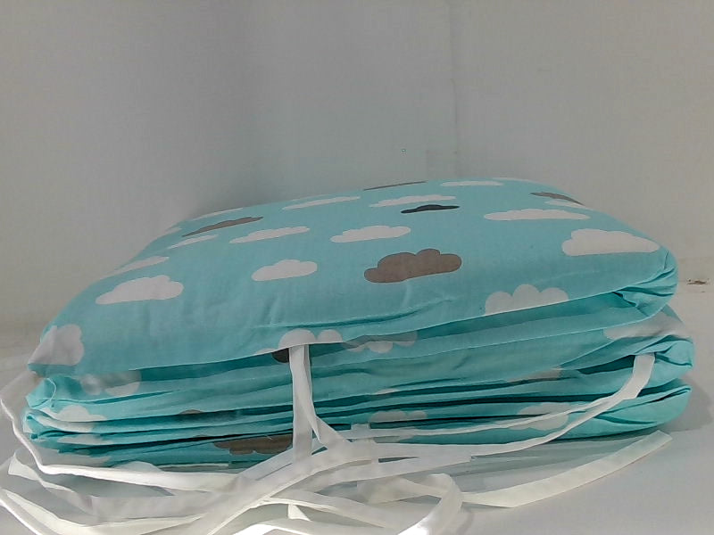 Baby Crib Bumper with Cloud Pattern Blue