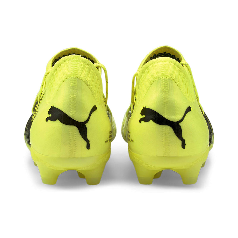 Puma Men's Yellow Soccer Cleats Size 9.5