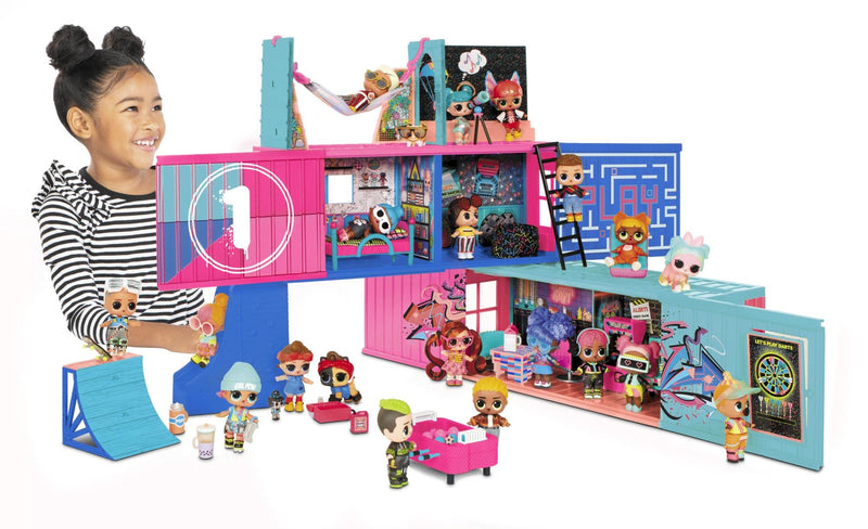 L.O.L. Surprise! Fashion Show Playset with 40+ Surprises