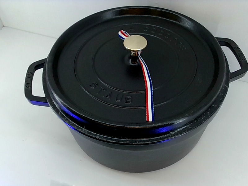 Staub Round Black Cast Iron Cocotte 4QT Home Accessory