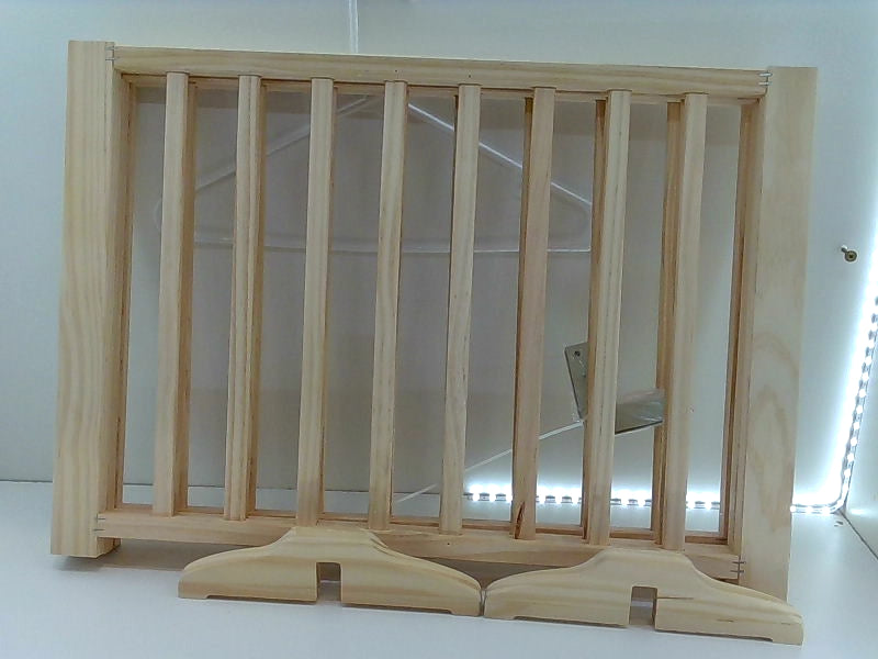 Wooden Indoor Pet/Child Safety Gate