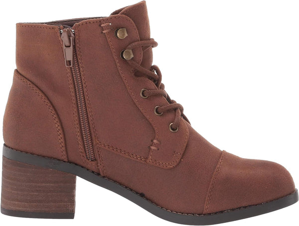 Bella Vita Women Ankle Boot Tan 7.5 Wide Pair of Shoes