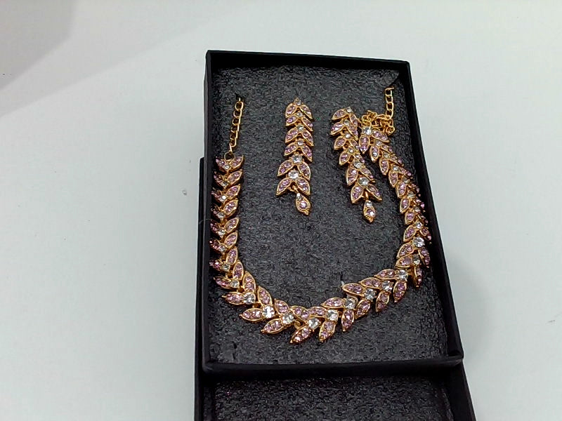 Artemis Neacklace Set Color Gold Pristine Pink