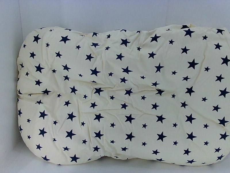 Portable Baby Nest Lounger with Star Pattern