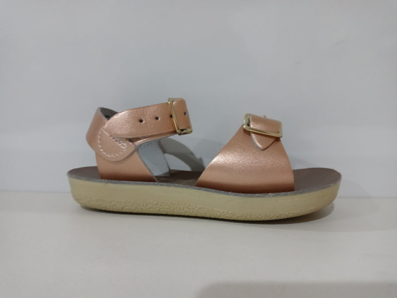 Salt Water Sandals by HOY Shoe Girls' Sun-San Surfer Flat Sandal, rose gold, 8 M US Toddler