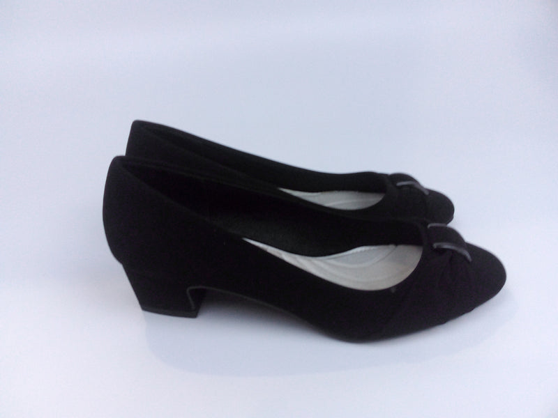 Easy Street Women's Eloise Dress Pump Black Lamy 7 W Us Pair of Shoes