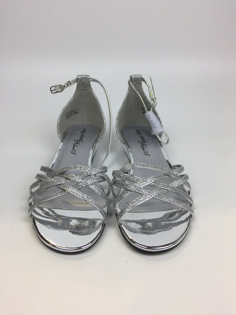 Easy Street Womens Tarrah Wedge Sandal Silver Glitter 7 W Us Pair of S