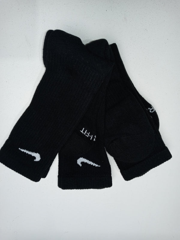 Nike Everyday Plus Cushion Crew Socks 3-Pair Pack Black/White MD (US Men's Shoe 6-8, Women's Shoe 6-10)