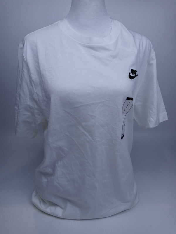 Men Nike Sportswear Club T-shirt Classic Fit White Black Small