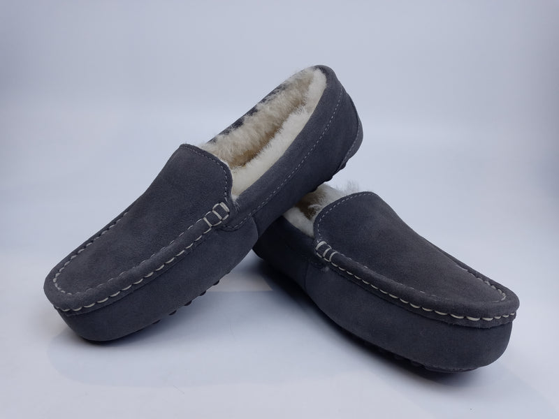 Dearfoams Women Genuine Shearling Mel Moccasin Slipper Wide Pair of Shoes