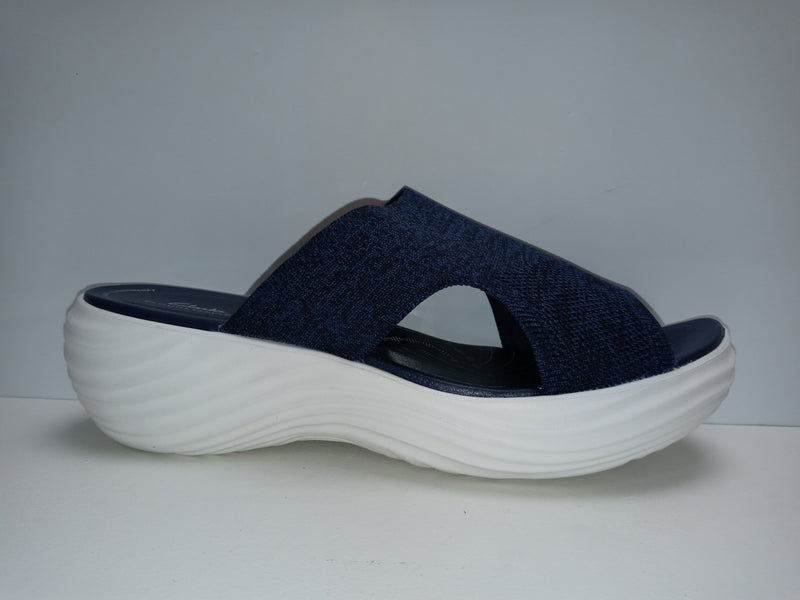 Clarks Women's Marin Coral Slide Sandal, Navy Knit, 10 Wide