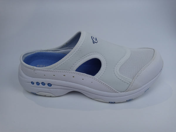 Easy Spirit Traver Womens Slip On 6 E US White Pair of Shoes