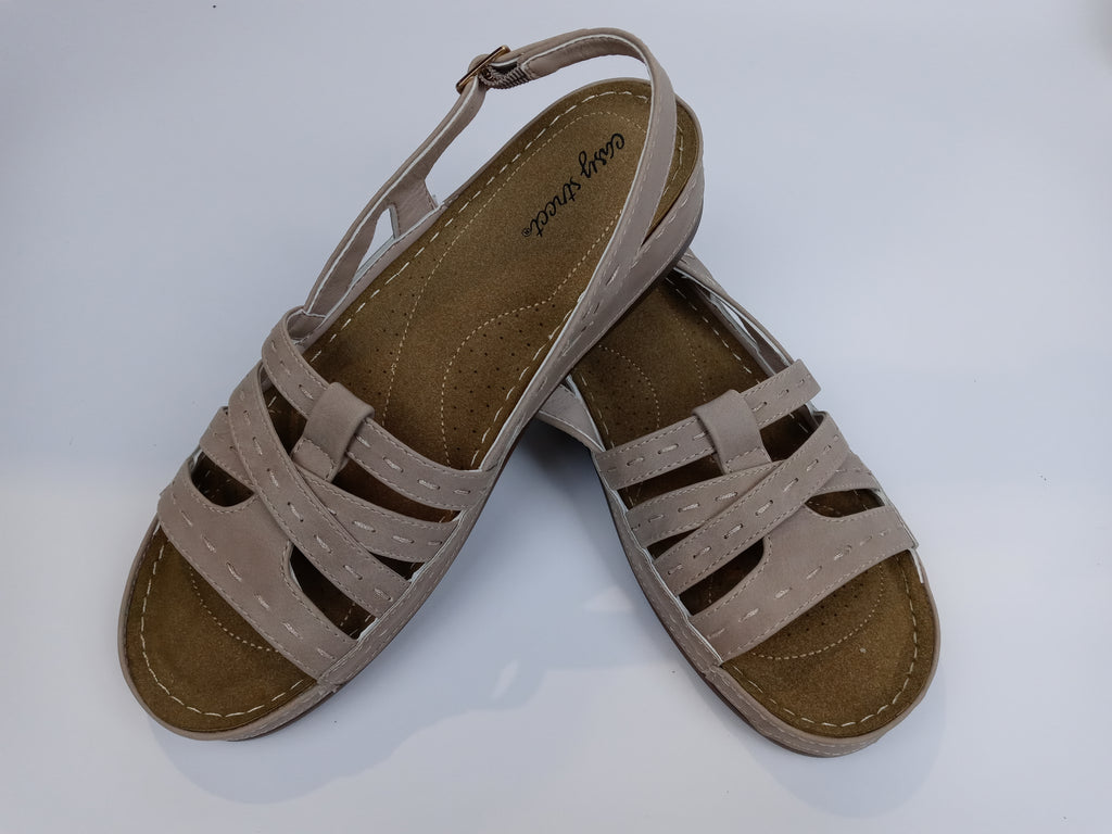 Women's Easy Street Kehlani Sandals in Natural Size 9