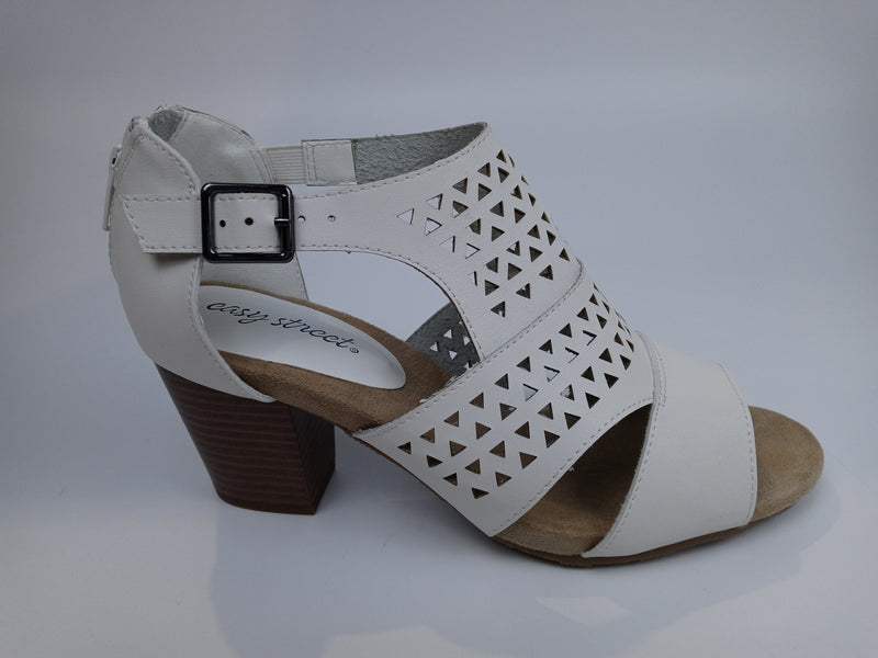 Easy Street Women's Block Heel Sandal White 8.5 Wide Pair of Shoes