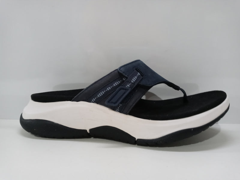 Clarks Wave 2.0 Sea Women's Sandal 8 B(M) US Navy