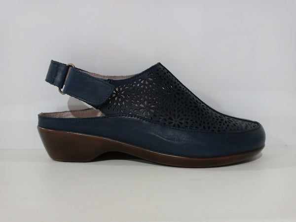 Easy Spirit Dawn Womens Slip On 7 CD US Almond