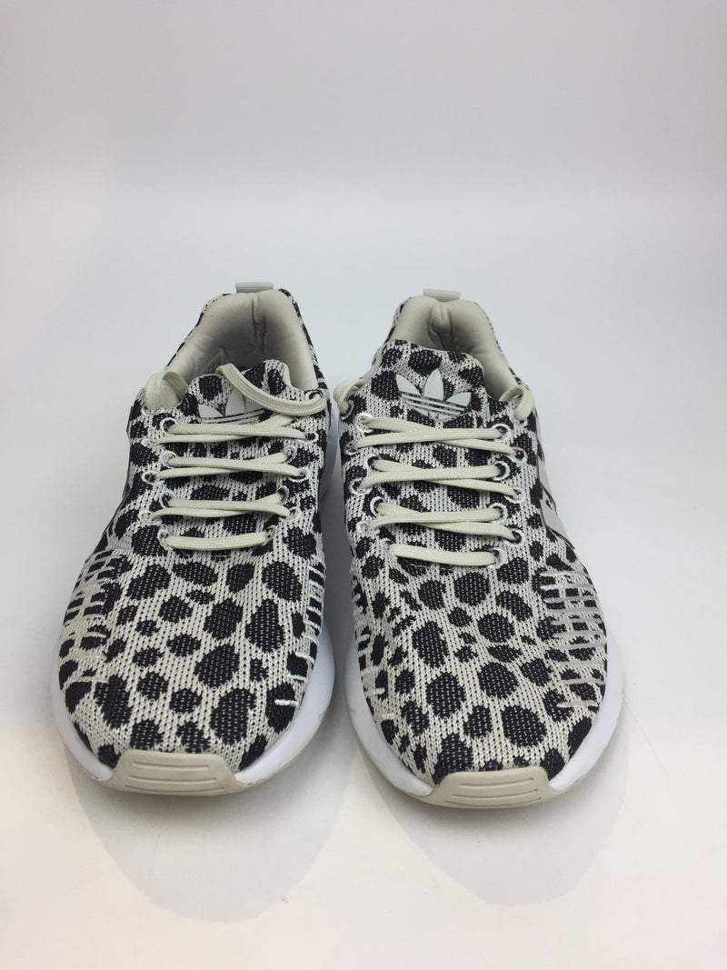 Adidas Women Swift Run 22 Sneaker Talc Black White 6.5 Pair of Shoes