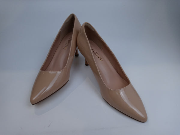 Bueupu Women's Low Heel Pointed Toe Pump Shoes Patent Size 9 Pair of Shoes