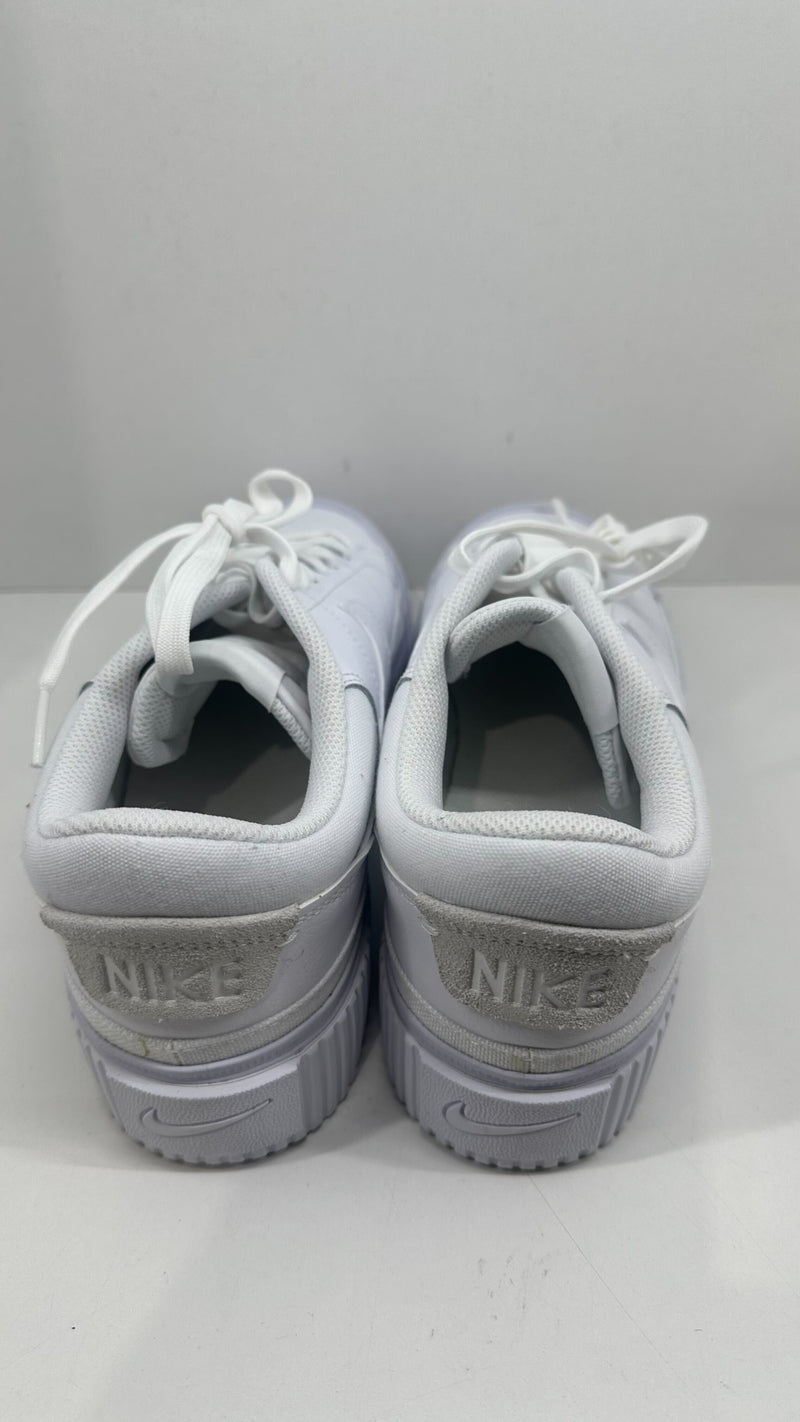 Nike Womens Gymnastic Sneakers Low & Mid Tops Lace Up Fashion Sneakers Color White Size 11