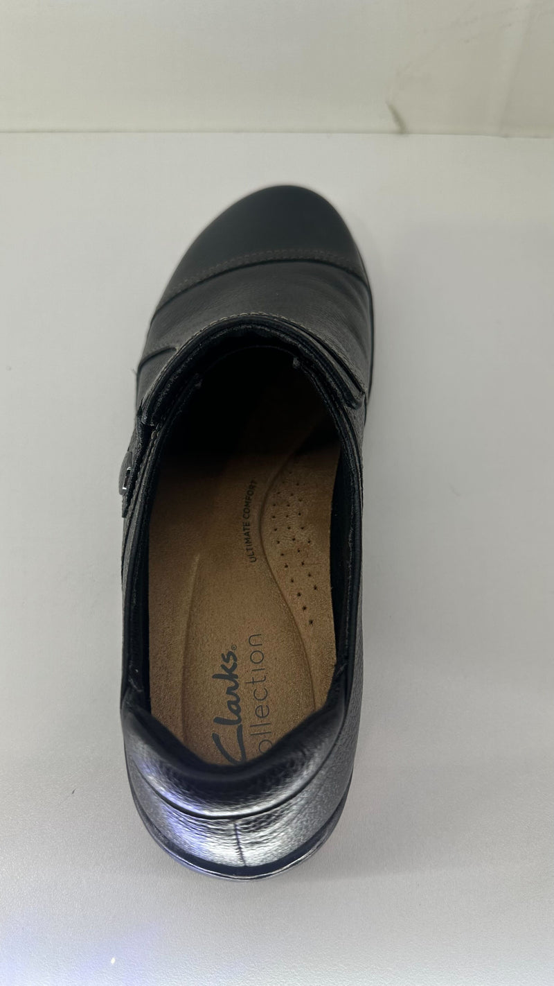 Clarks Womens -- Closed Toe None Flats Color Black Size 8.5