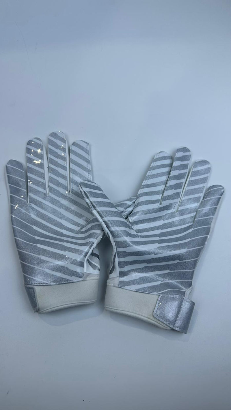 Under Armour Kids Football Gloves White Silver Size Medium